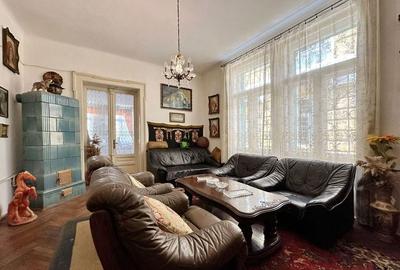 APARTAMENT CU FARMEC ISTORIC IN ZONA SCHEI - 4