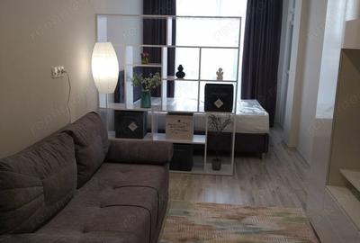 Garsonieră decomandată în 1 Mai