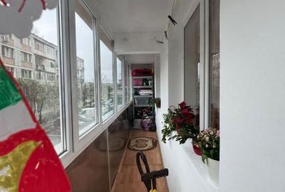 Apartament cu 3 camere decomandat în Rahova - 3