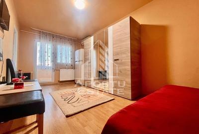 Garsonieră nedecomandată, mobilată în Confecții - 1