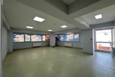 Birou, de 1,000 mp, în Bularga - 2