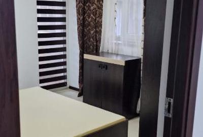Apartament de 3 camere, zona VIVO - 5
