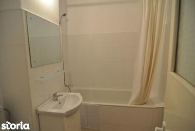 Garsonieră decomandată în Cug - 3