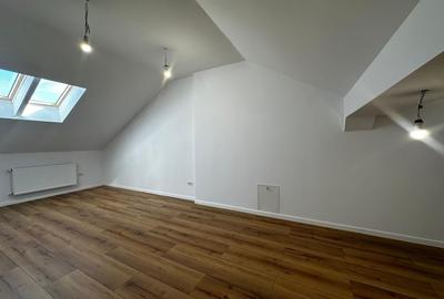 Apartament complet renovat cu scara interioara - 25