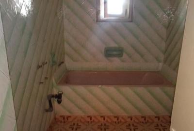 Casă cu 7 camere cu Teren 318 Mp în Aurel Vlaicu - 4