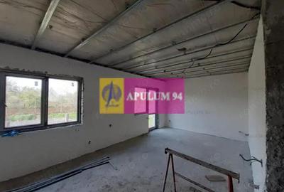 Casă cu 4 camere cu Teren 200 Mp în 1 Decembrie - 18