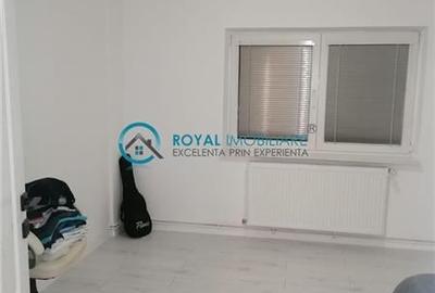 Royal Imobiliare -Inchiriere apartament 3 camere zona Democratiei - 8