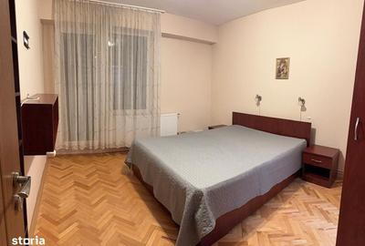 Apartament cu 3 camere decomandat în Tudor - 19