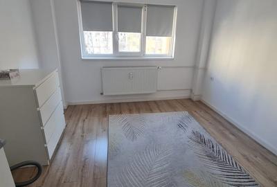 Apartament cu 2 camere decomandat în Basarabia