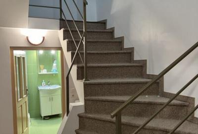 Apartament cu 3 camere decomandat, mobilat în Trei Stejari - 1