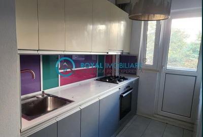Royal Imobiliare - Vanzare apartament 2 camere zona B-dul Bucuresti - 12
