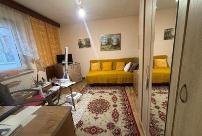 Apartament cu 3 camere, mobilat în Tudor Vladimirescu