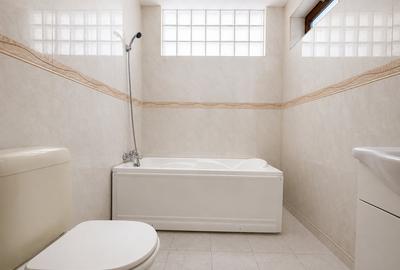 Apartament cu 3 camere decomandat, mobilat în Faleza Nord - 9