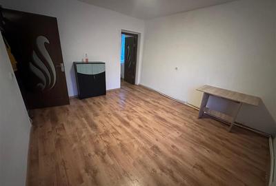 Apartament 2 camere de vanzare Pacurari - 1