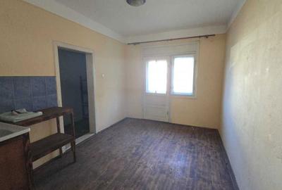 Casă cu 4 camere în Orașu Nou - 5