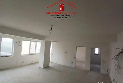 Apartament cu 4 camere decomandat în Peco - 3