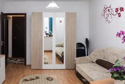 Astra (Str. Vulturului) / 2 camere/ decomandat/ 57mp / 4/4 - 7