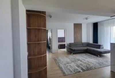 Apartament cu 2 camere decomandat în Km 5 - 3