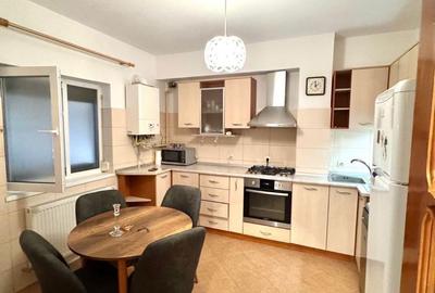 Apartament cu 4 camere decomandat în Sud - 4