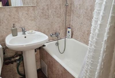 Dr.Taberei - V.Argesului - 4 4 - decomandat, reabilitat, boxa, parchet stejar, 125000 - 3