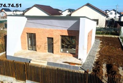 Casă cu 4 camere cu Canalizare în Berceni