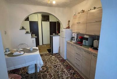 Apartament 2 camere Zona Cet - 3