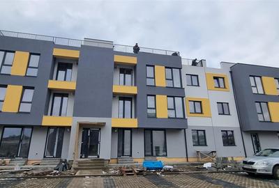 Apartament cu 3 camere decomandat în Păcurari - 12
