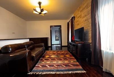 Proprietar-Apt 3 camere de exceptie in Centrul Istoric Str. Pielarilor - 11