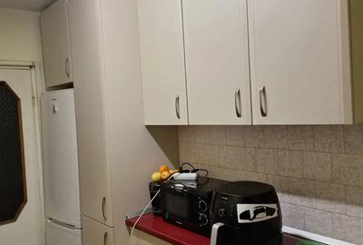 De inchiriat apartament 2 camere - 2