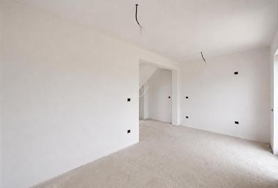 Duplex cu 3 camere cu Canalizare în Urseni - 8