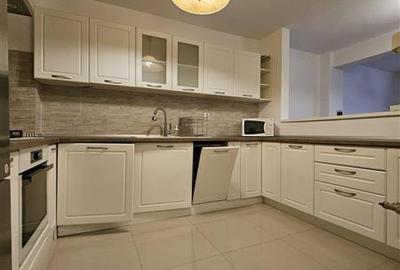 Apartament cu 4 camere decomandat, mobilat în Calea Călărașilor - 16