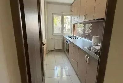 Garsonieră decomandată în Iancului