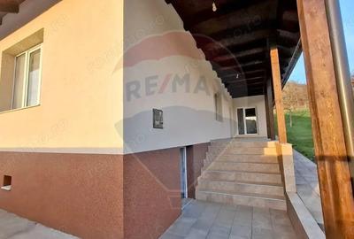Casă cu Teren 800 Mp în Gălățeni - 15