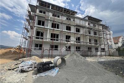 Apartament cu 2 camere decomandat în Vasile Aaron - 9