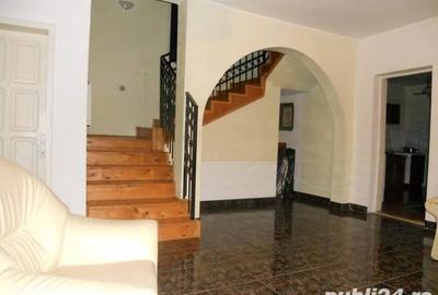 Casă cu 8 camere cu Teren 200 Mp în Gherla - 1