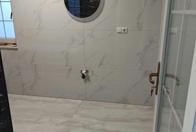 Casă cu 5 camere cu Teren 450 Mp în Central - 2