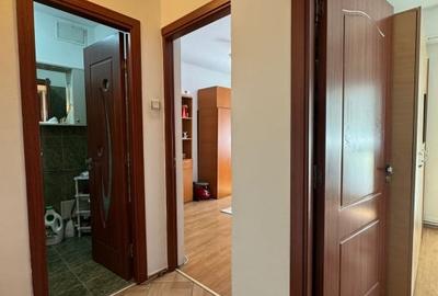 Apartament cu 4 camere decomandat, mobilat în Progresul - 7