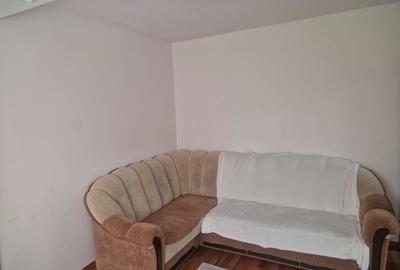 Apartament cu 2 camere în Uiești - 4