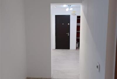 Apartament cu 4 camere decomandat, mobilat în Alexandru cel Bun - 1
