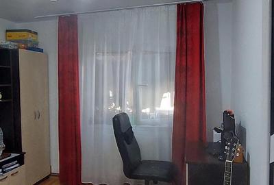 Apartament cu 3 camere decomandat în Central - 9