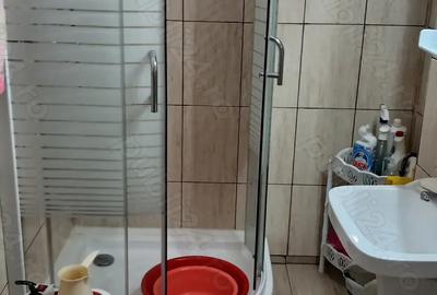 Schimb ap 2 camere zona Rozelor cu casa + diferenta - 4