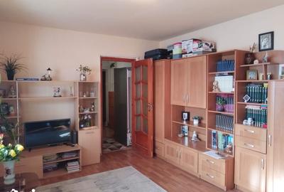 Apartament cu 2 camere semidecomandat în Andrei Mureșanu - 1