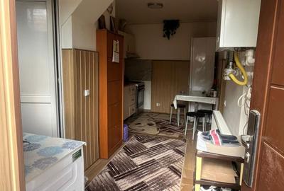 Garsonieră decomandată în Central - 1