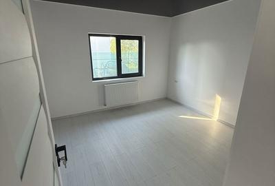 Casă cu 3 camere în Moara Domnească - 2
