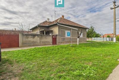 Casă cu teren generos, zonă centrală, Curtici - 21