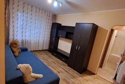 Vant apartament 2 camere Scoala 7 Botosani - 7