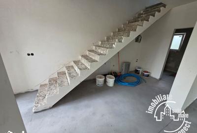 Casă cu 3 camere cu Teren 260 Mp în Bercu Roșu - 3