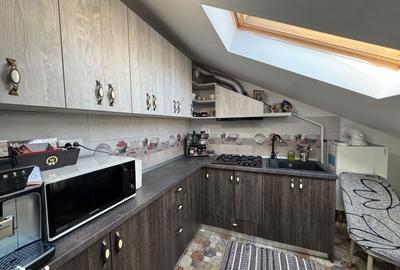 Apartament cu 3 camere, mobilat în Central - 3