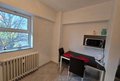 Garsonieră metrou Timpuri Noi, prima închiriere, mobilată și utilată - 6