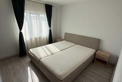 Apartament cu 3 camere decomandat în Soarelui - 6